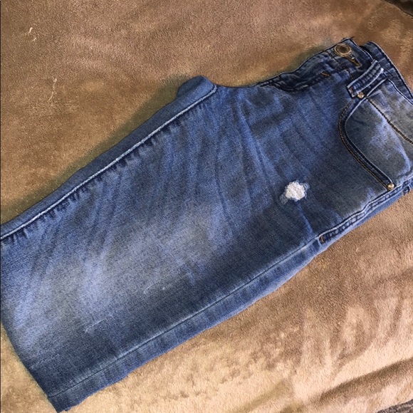 Jeans - Picture 3 of 4